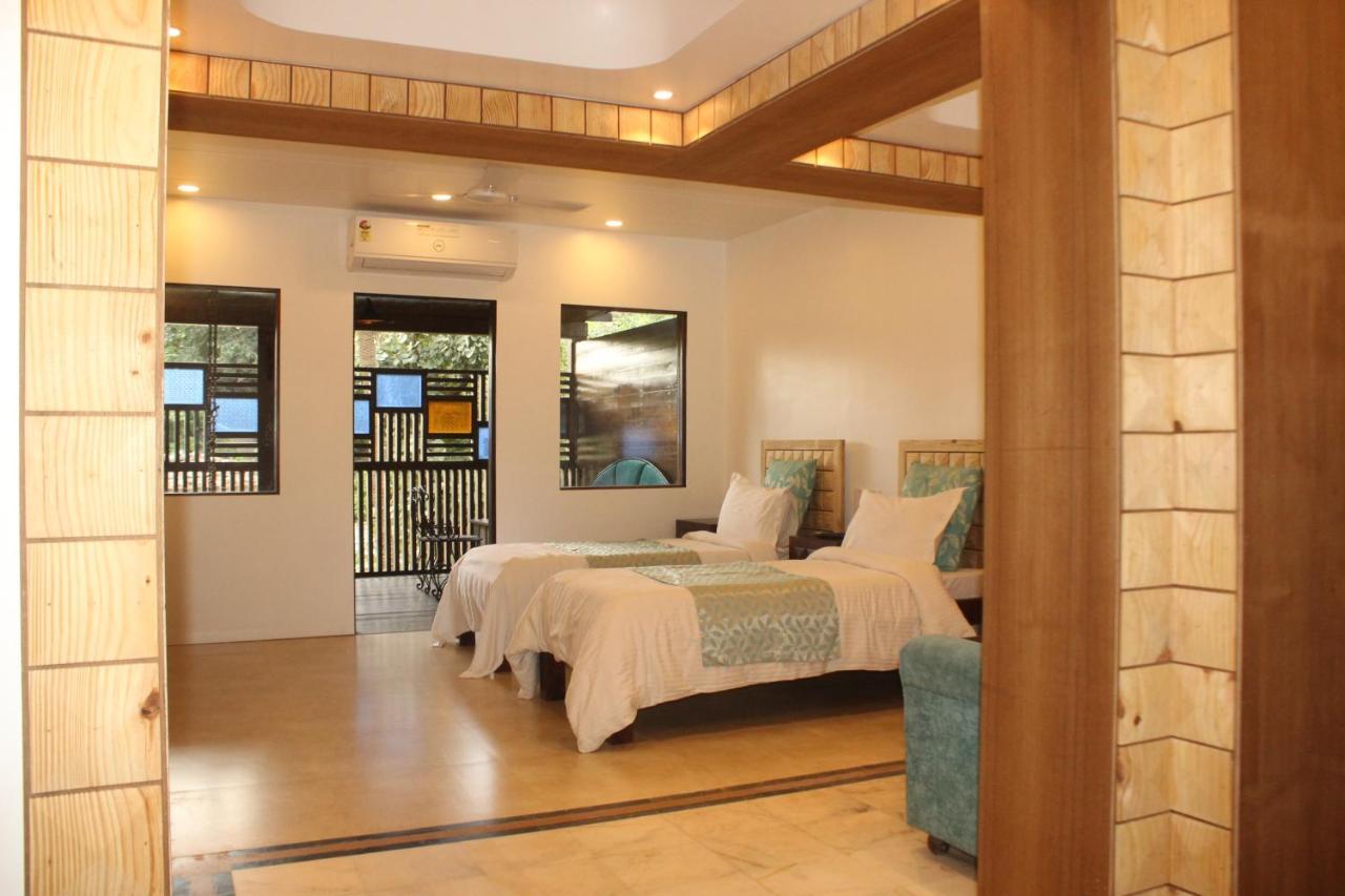 Chacha Inn The Garden Retreat Mount Abu Bagian luar foto