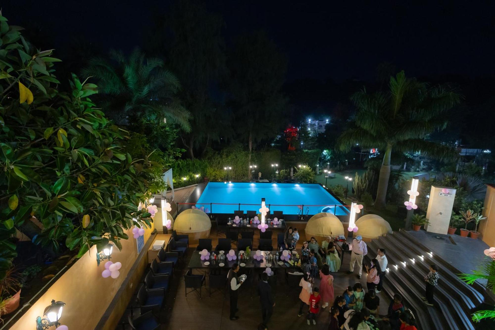 Chacha Inn The Garden Retreat Mount Abu Bagian luar foto